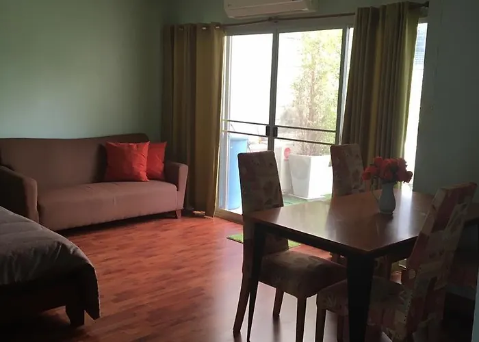 The Chan - Sri Ayutthaya Road Guest house