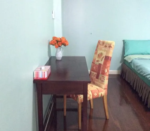 The Chan - Sri Ayutthaya Road Guest house *