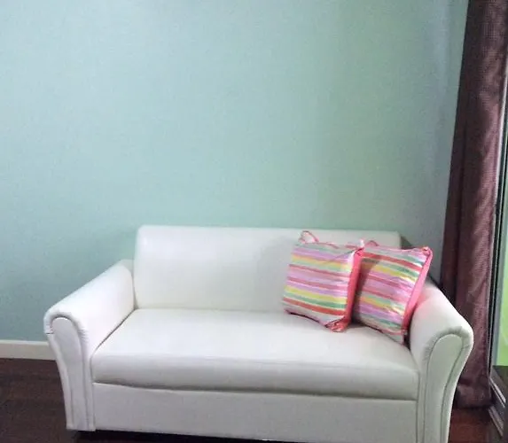 The Chan - Sri Ayutthaya Road Guest house *