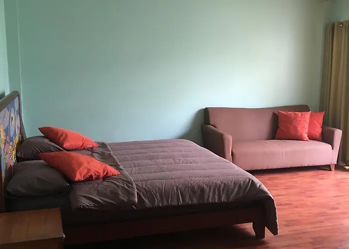 The Chan - Sri Ayutthaya Road Guest house