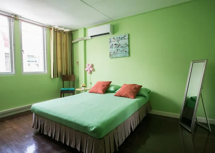 Guest house The Chan - Sri Ayutthaya Road