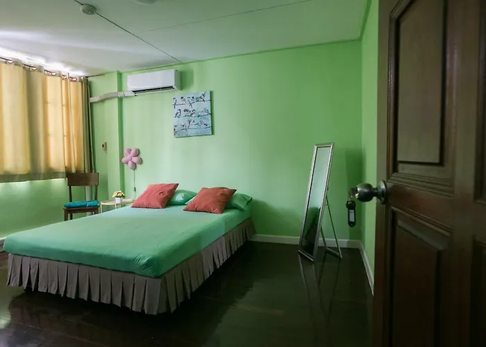 The Chan - Sri Ayutthaya Road Guest house