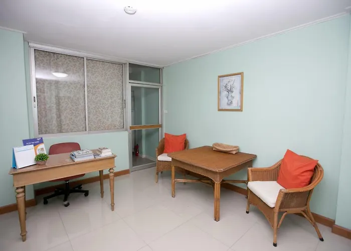 The Chan - Sri Ayutthaya Road Guest house *